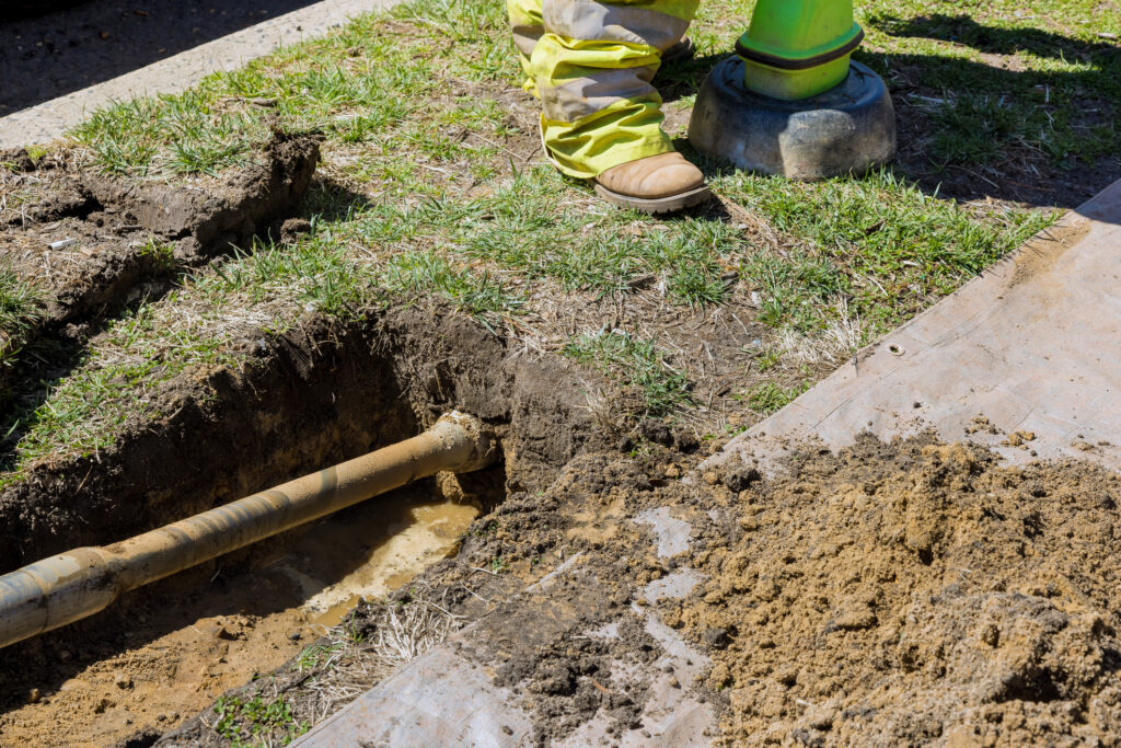 Trenchless laying of water pipes with horizontal directional drilling technology machine work process